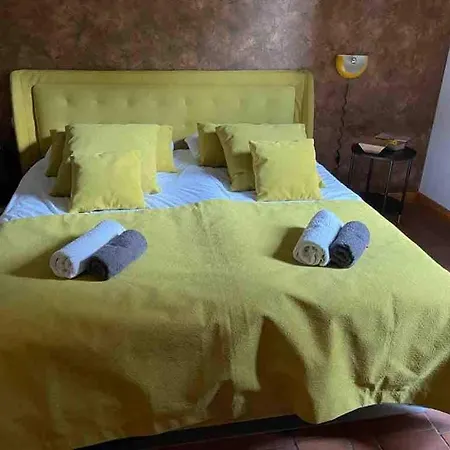 Villa Am See In Bella Italia