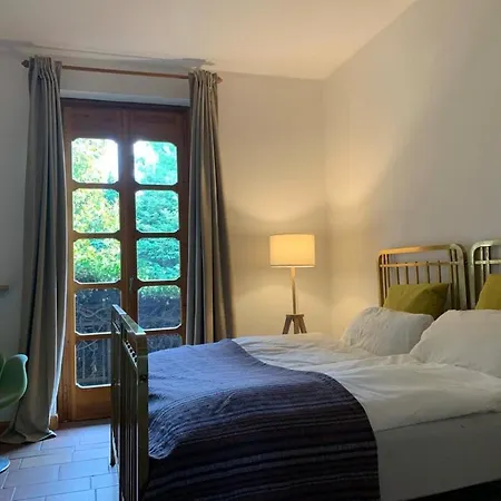 Villa Villa Am See In Bella Italia Travedona