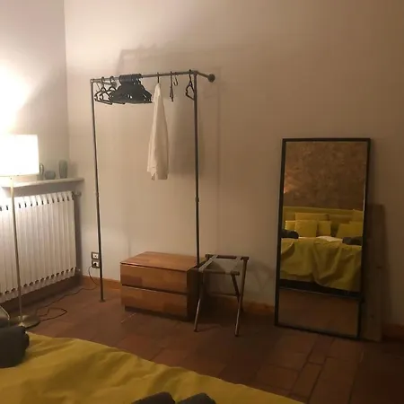 Villa Am See In Bella Italia * Travedona