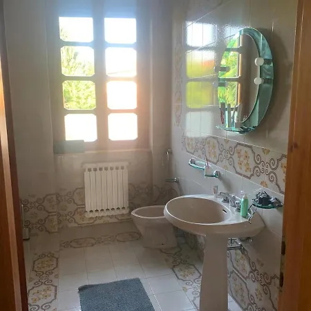 Villa Villa Am See In Bella Italia Travedona